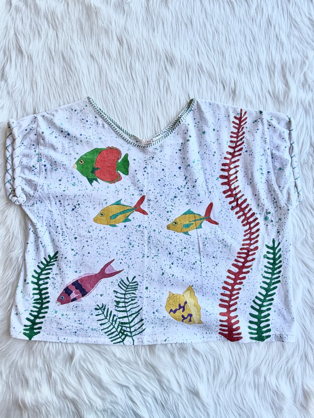 Beach Short-Sleeve Fish Print Tee - Nautical Resort ready - Picture 6 of 7